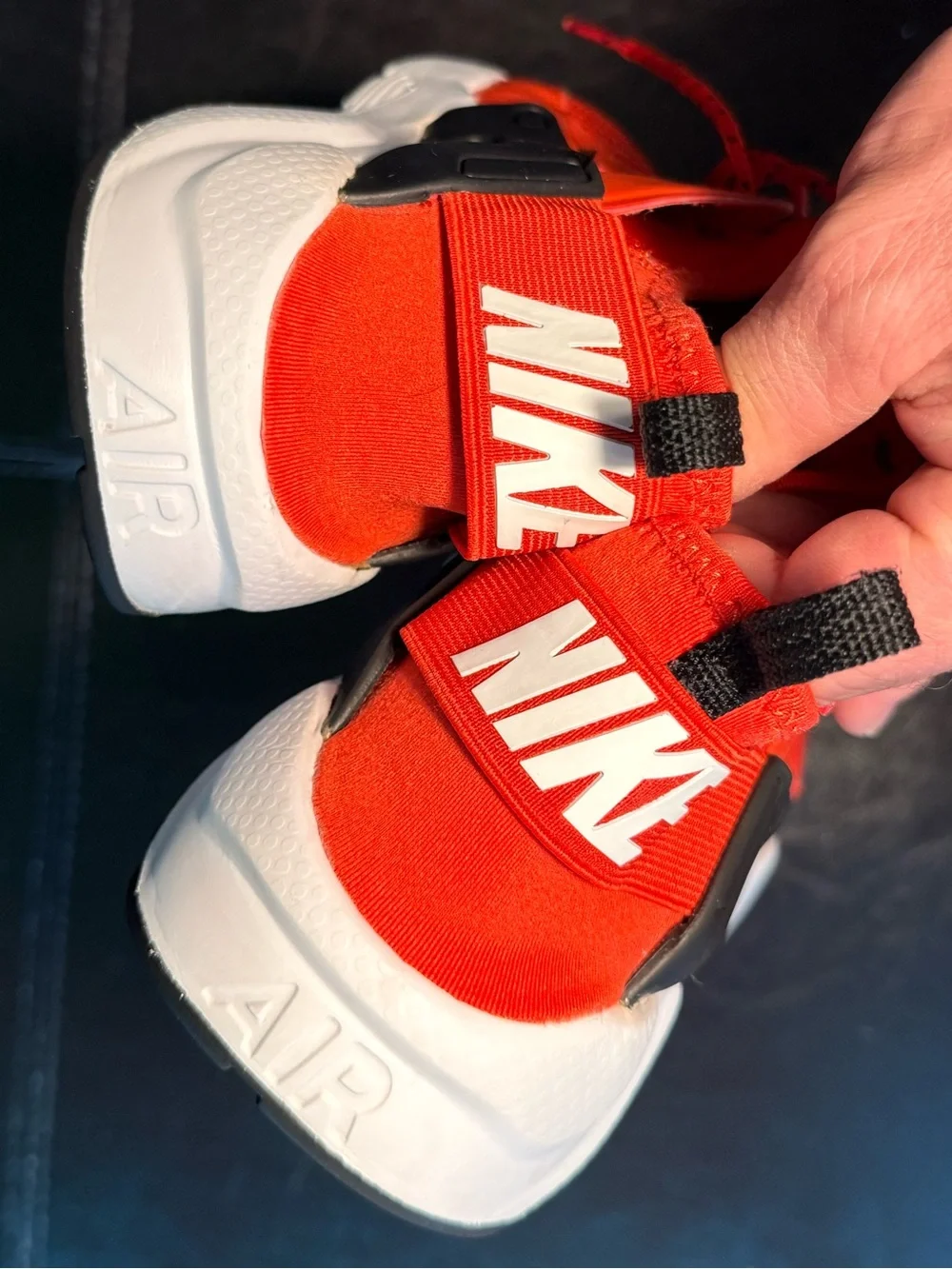 Nike Air Huarache Habanero Red Kid’s Size 6.5Y